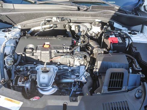 Used 2024 Honda HR-V Sport image 27