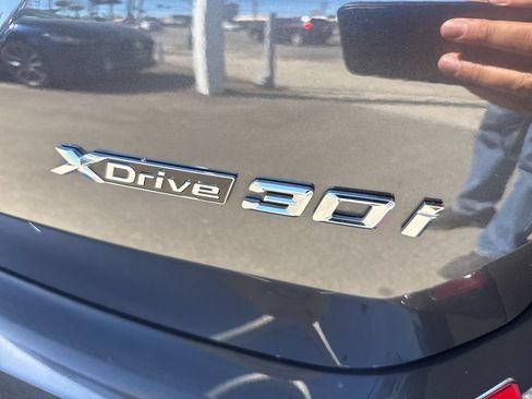 Used 2019 BMW X3 xDrive30i w/ Driving Assistance Package AWD/4WD image 5