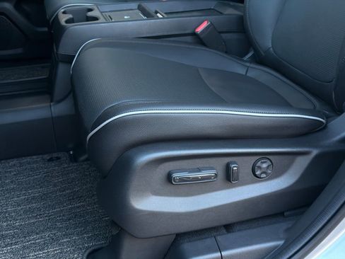 New 2026 Honda Odyssey Elite image 17