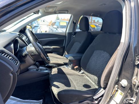 Used 2020 Mitsubishi Outlander Sport ES AWD/4WD image 14