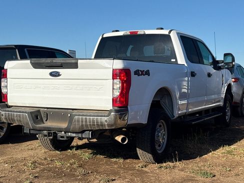 Used 2022 Ford F250 XL w/ Power Equipment Group AWD/4WD image 4