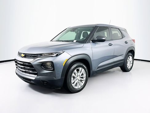 Used 2021 Chevrolet TrailBlazer LS image 3