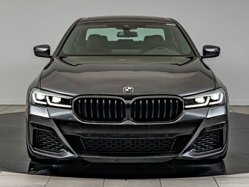Used 2023 BMW 540i w/ M Sport Package RWD image 2