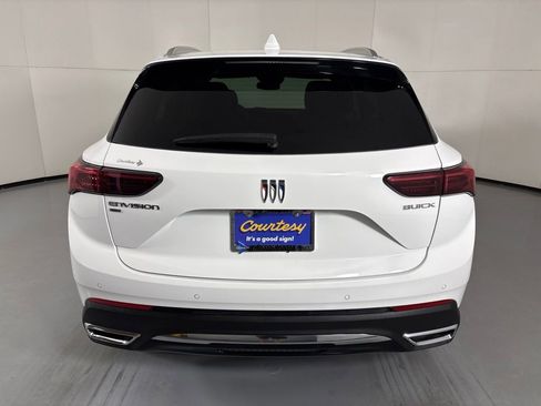 Used 2025 Buick Envision Preferred AWD/4WD image 8