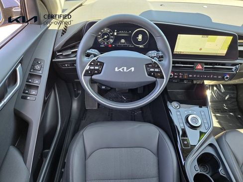 Certified 2023 Kia Niro Wind FWD image 13