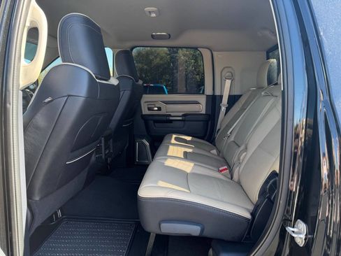 Used 2023 RAM 3500 Limited image 29