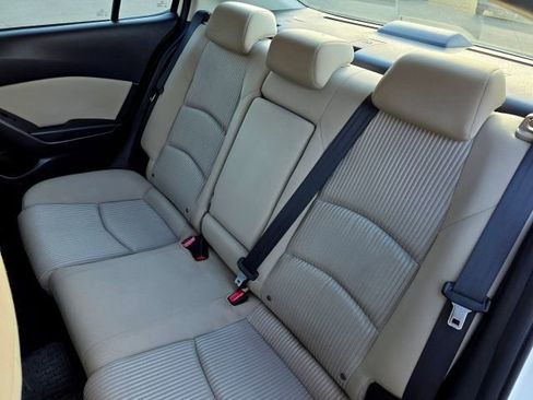 Used 2016 MAZDA MAZDA3 i Sport w/ Preferred Equipment Package image 30