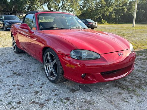 Used 2004 MAZDA MX-5 Miata MAZDASPEED RWD image 4