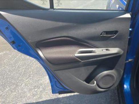 Used 2021 Nissan Kicks S FWD image 16
