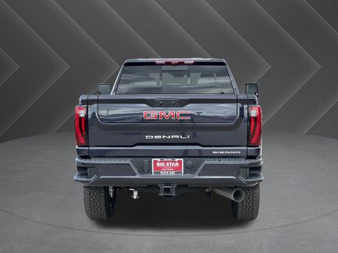 New 2026 GMC Sierra 2500 Denali w/ Denali Reserve Package image 3