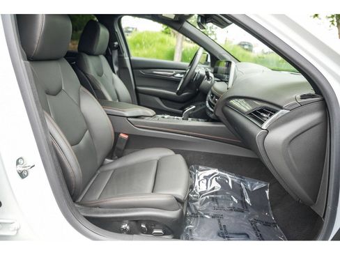Used 2025 Cadillac CT5 Sport RWD image 16
