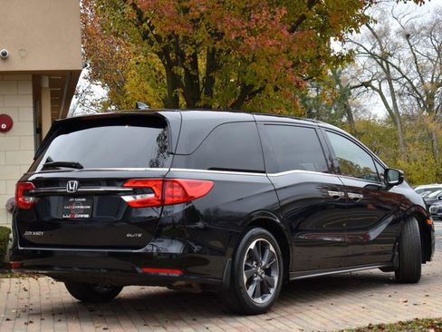 Used 2023 Honda Odyssey Elite image 12