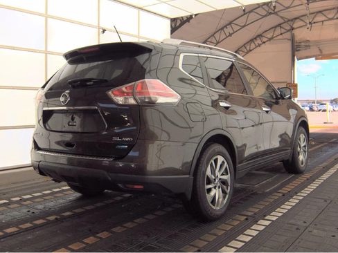 Used 2014 Nissan Rogue SL w/ SL Premium Package image 5