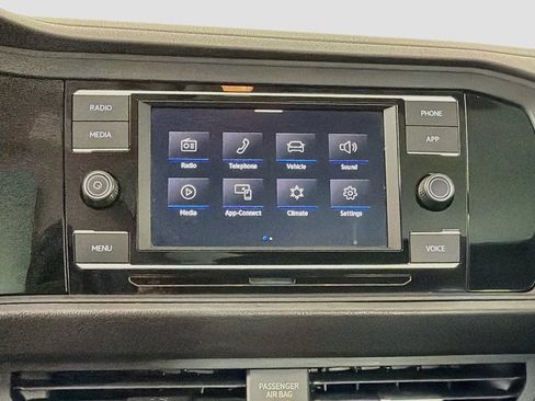 Used 2023 Volkswagen Jetta SE w/ Panoramic Sunroof Package FWD image 14