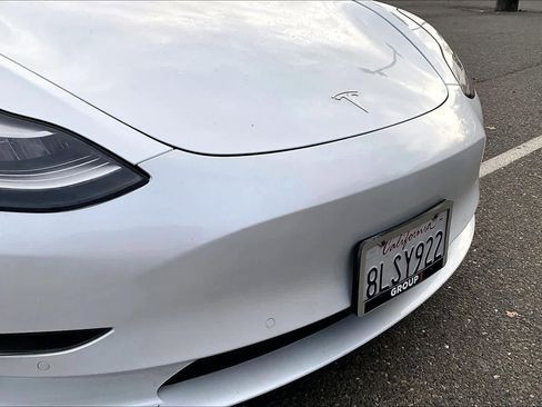 Used 2019 Tesla Model 3 Standard Range Plus image 29