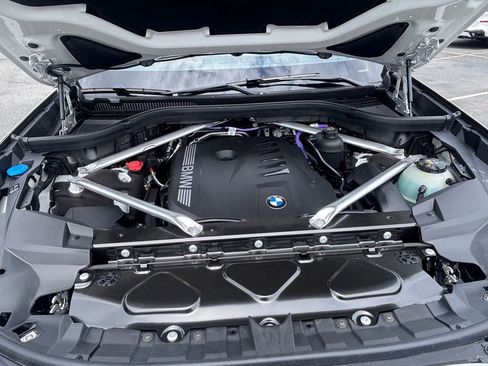 New 2027 BMW X7 xDrive40i AWD/4WD image 26