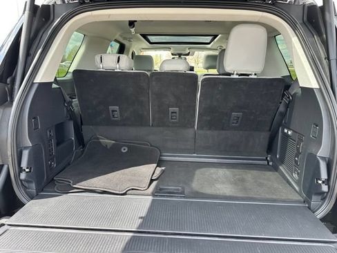 Used 2025 Ford Expedition Active AWD/4WD image 11