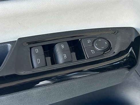 Used 2025 Honda Prologue Touring image 12