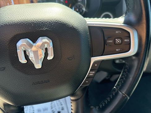 Used 2022 RAM 1500 Big Horn AWD/4WD image 17