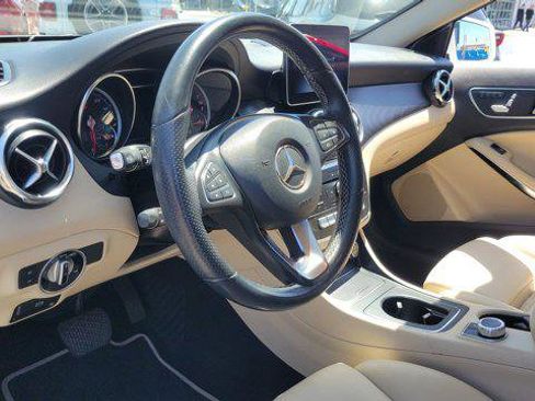 Used 2020 Mercedes-Benz GLA 250 image 19