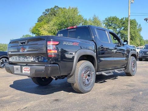 New 2025 Nissan Frontier PRO-4X image 7