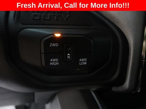 Used 2025 RAM 2500 Laramie AWD/4WD image 34