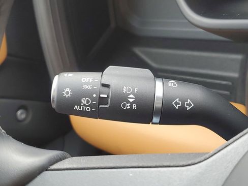 Certified 2024 Land Rover Defender 130 X image 15