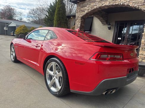 Used 2014 Chevrolet Camaro SS w/ RS Package image 2
