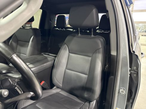 Used 2024 Chevrolet Silverado 1500 RST w/ Dark Appearance Package AWD/4WD image 19