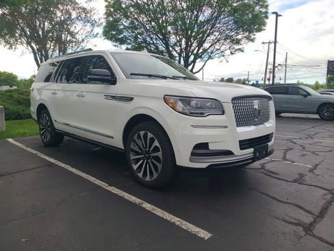 Used 2023 Lincoln Navigator L Reserve AWD/4WD image 1