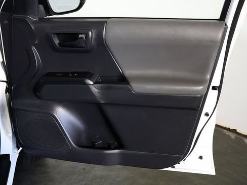 Used 2023 Toyota Tacoma SR AWD/4WD image 30