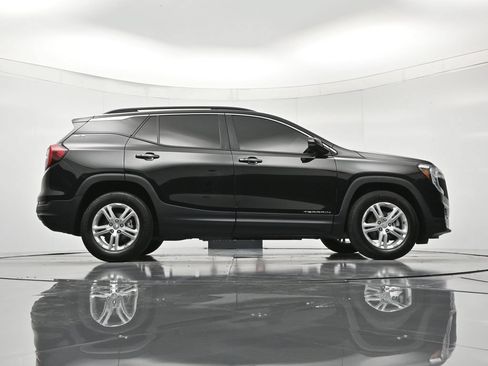 Certified 2024 GMC Terrain SLE w/ Driver Convenience Package FWD image 39