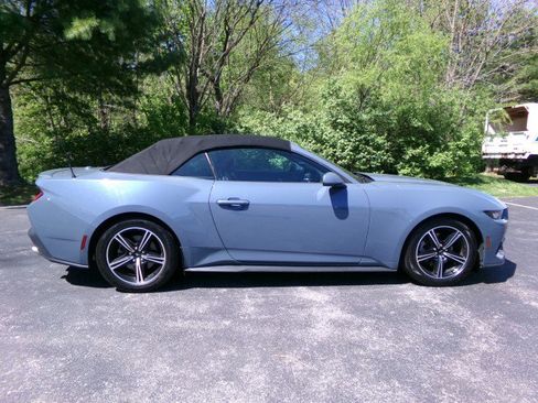 Used 2024 Ford Mustang Premium RWD image 11