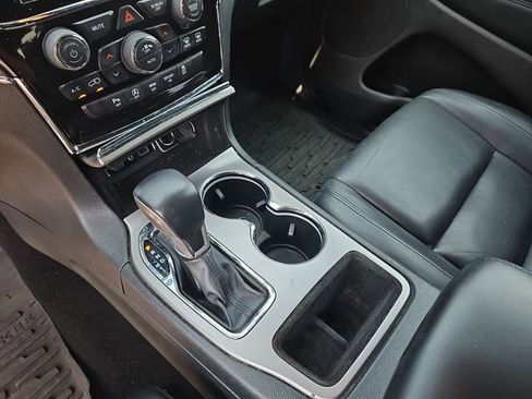 Used 2020 Jeep Grand Cherokee Limited RWD image 30