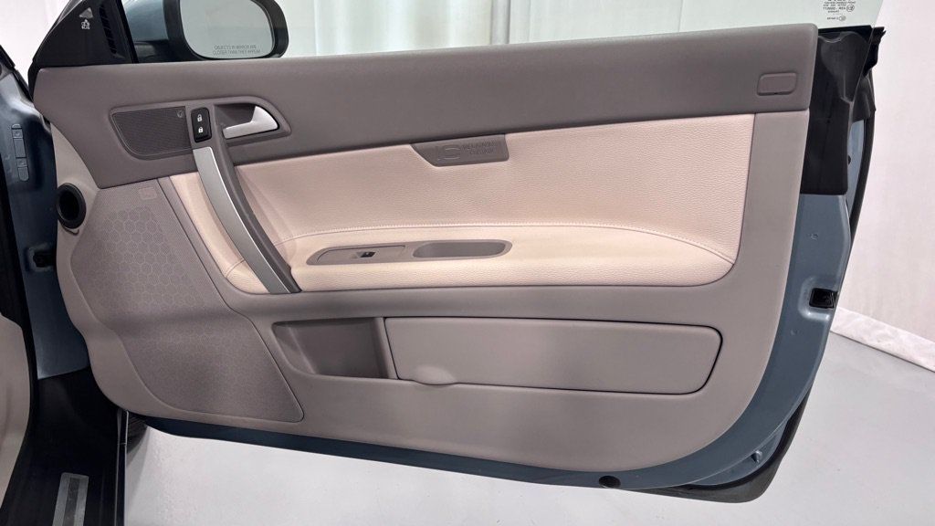 Used 2011 Volvo C70 T5 w/ Multimedia Pkg FWD image 29