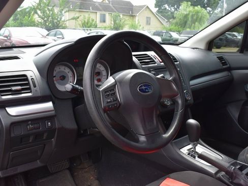 Used 2014 Subaru Impreza 2.0i image 10