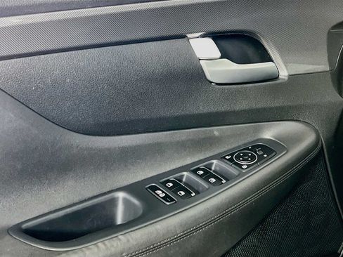Certified 2022 Hyundai Santa Fe SEL AWD/4WD image 17