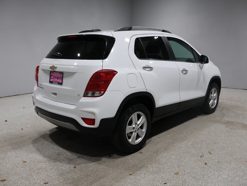 Used 2019 Chevrolet Trax LT w/ LT Convenience Package AWD/4WD image 2