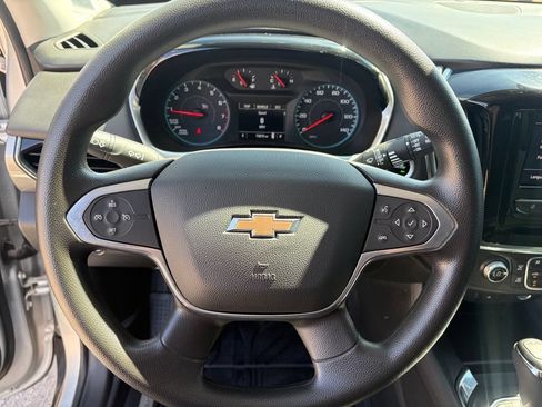 Used 2020 Chevrolet Traverse LS w/ LPO, Floor Liner Package FWD image 17