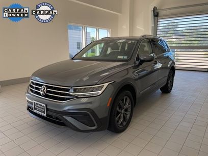 Certified 2022 Volkswagen Tiguan SE