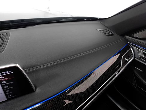 Used 2020 BMW 740i xDrive w/ M Sport Package image 29