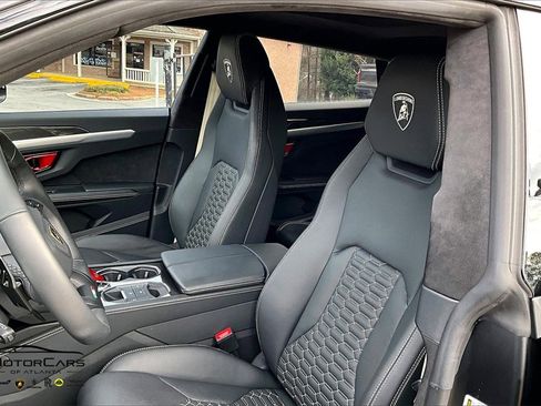 Used 2024 Lamborghini Urus S image 22