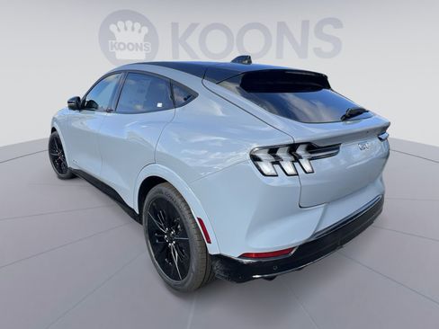 New 2025 Ford Mustang Mach-E GT image 4