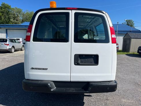 Used 2020 Chevrolet Express 2500 w/ Driver Convenience Package RWD image 13