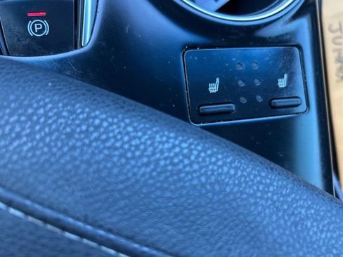 Used 2018 Toyota Camry XSE image 16