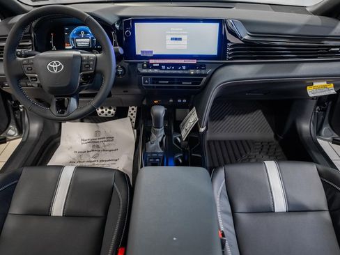 New 2026 Toyota Camry SE FWD image 17