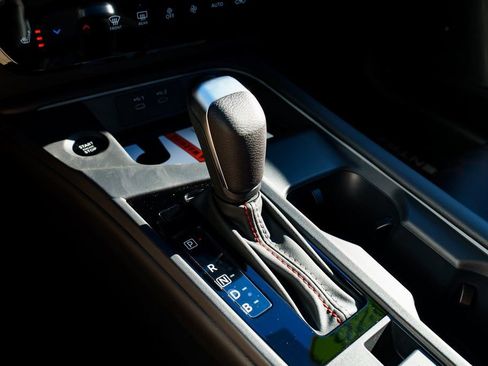 New 2026 Nissan Sentra SR w/ SR Premium Package image 17