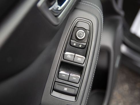 Used 2020 Subaru Forester Touring image 20