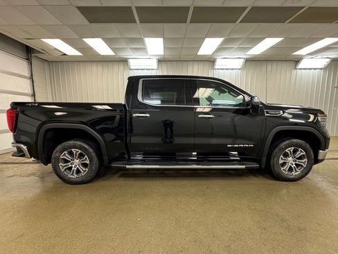 New 2026 GMC Sierra 1500 SLT w/ SLT Convenience Package image 5