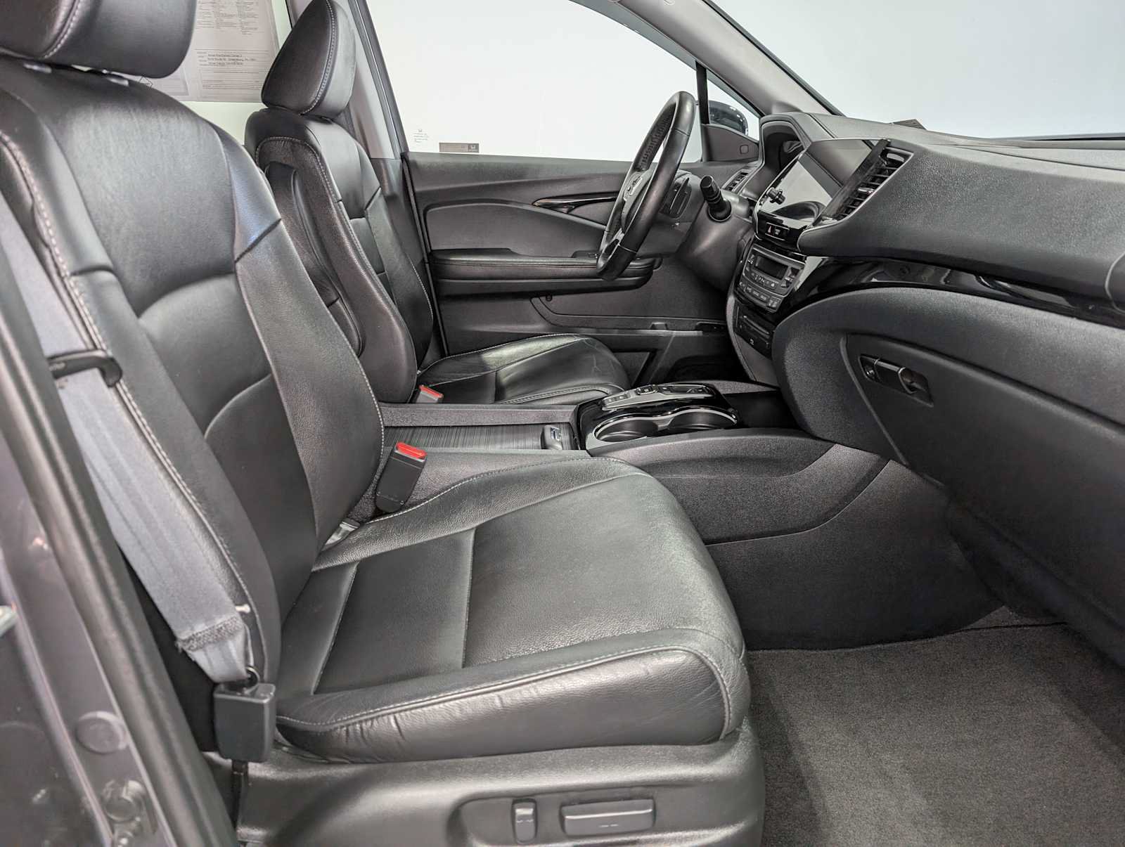 Used 2020 Honda Pilot Touring image 44